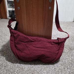 Stylish Burgundy Shoulder Bag